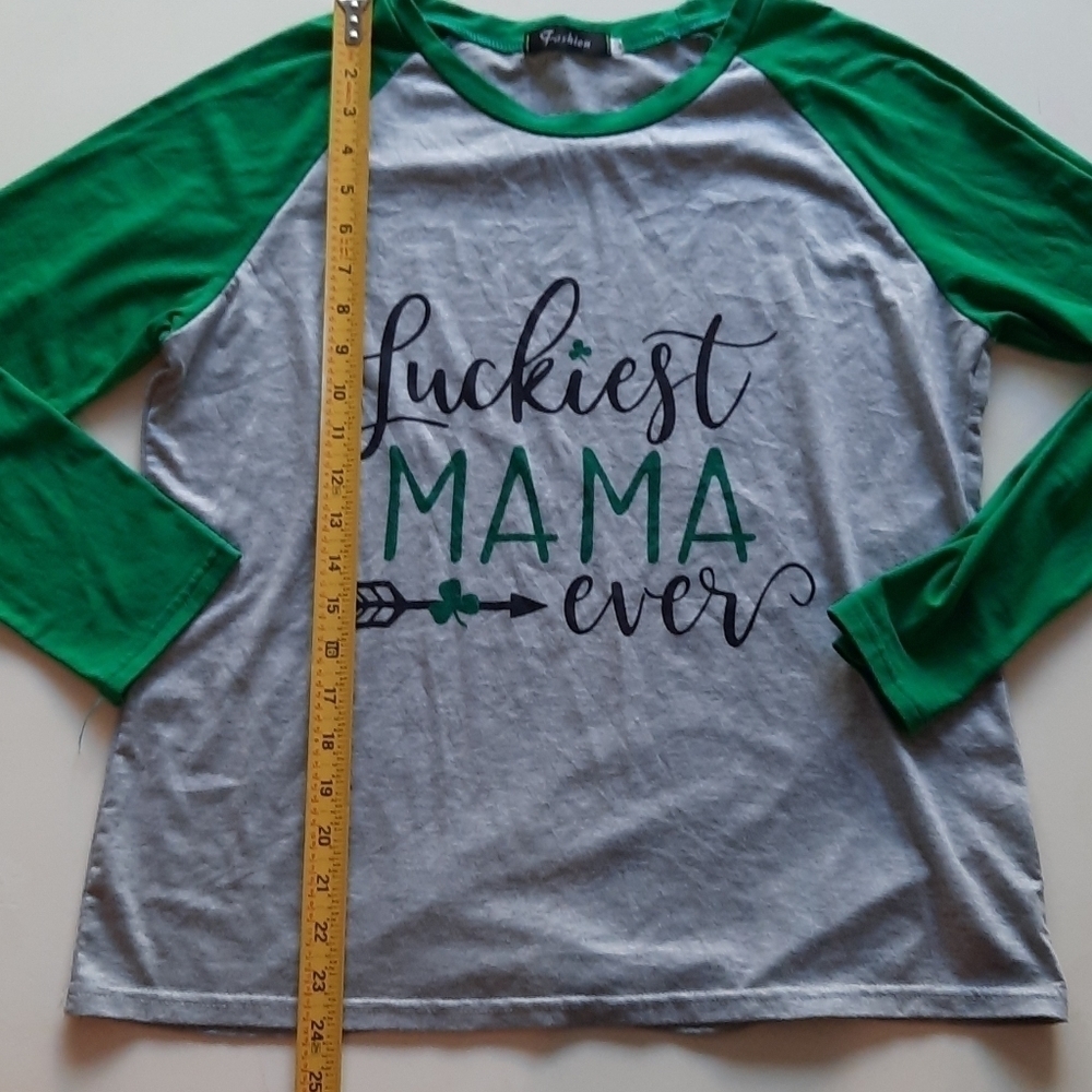St Patricks Day Luckiest Mama Ever raglan shirt - Picture 5 of 6